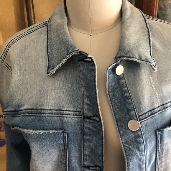 Jacket - Picture 4 of 5